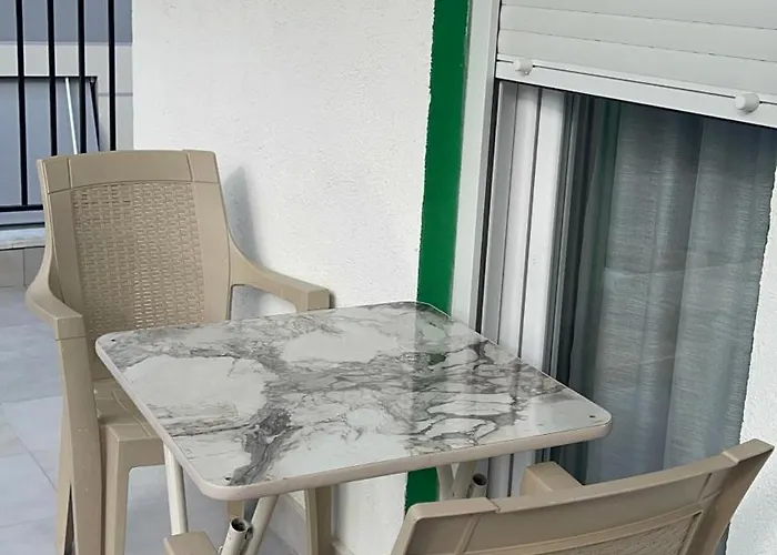 The 5 Maji Escape * טיראנה